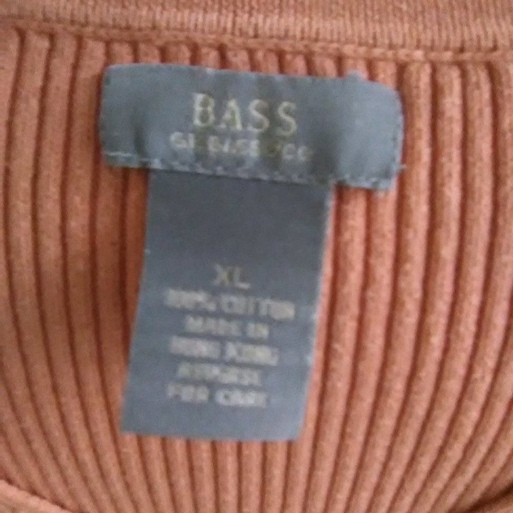 V-Neck Top/XL - Picture 5 of 5